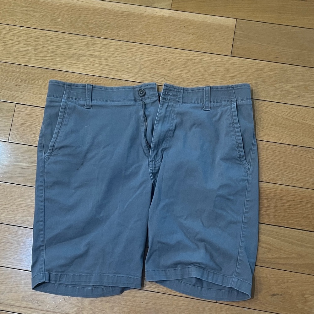 Classic Men's Gray Flat Front Shorts